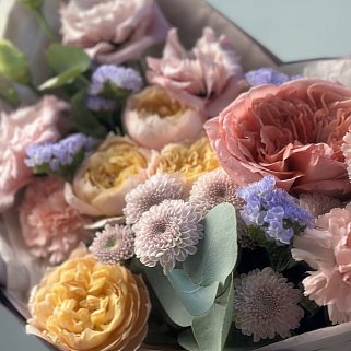 Сборный букет Черничный пай S