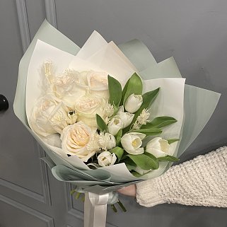 Сборный букет Белый дуэт S