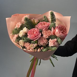 Розовый зимний букет М