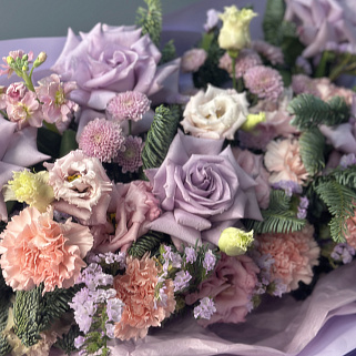 Лиловый зимний букет L