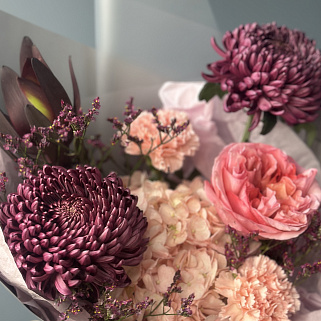 Сборный букет Ягодный раф S