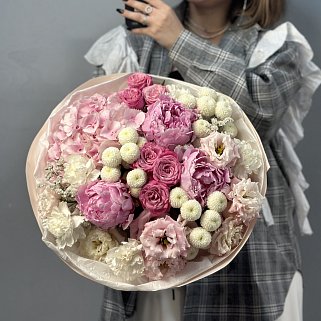 Сборный букет Малиновый чизкейк L