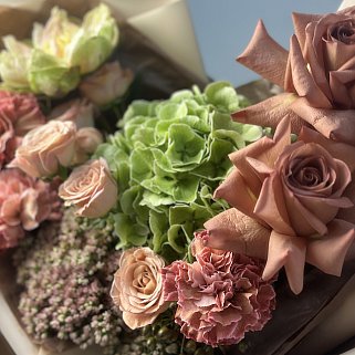 Сборный букет Сэптемпбер M