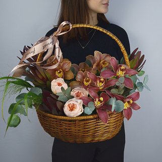 Корзина с орхидеями Амур