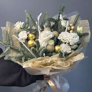 Кремовый зимний букет