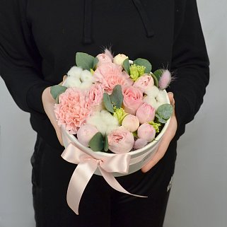 Букет в шляпной коробке Пастила