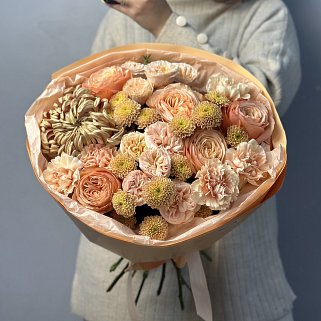 Сборный букет Персиковый джем M