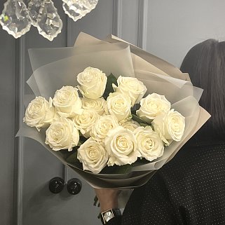Букет из 15 белых роз Playa Blanca