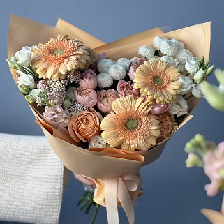 Сборный букет Радость L