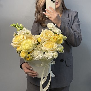 Букет в шляпной коробке Лимонный сад L